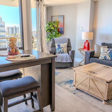 Ocean View Double Suite! Sleeps 4 Meridian Plaza 705 미를 비치 외부 사진