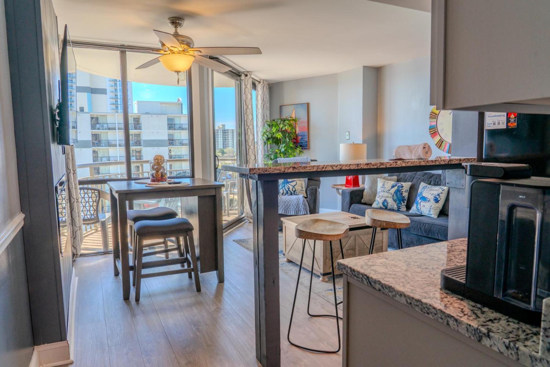 Ocean View Double Suite! Sleeps 4 Meridian Plaza 705 미를 비치 외부 사진